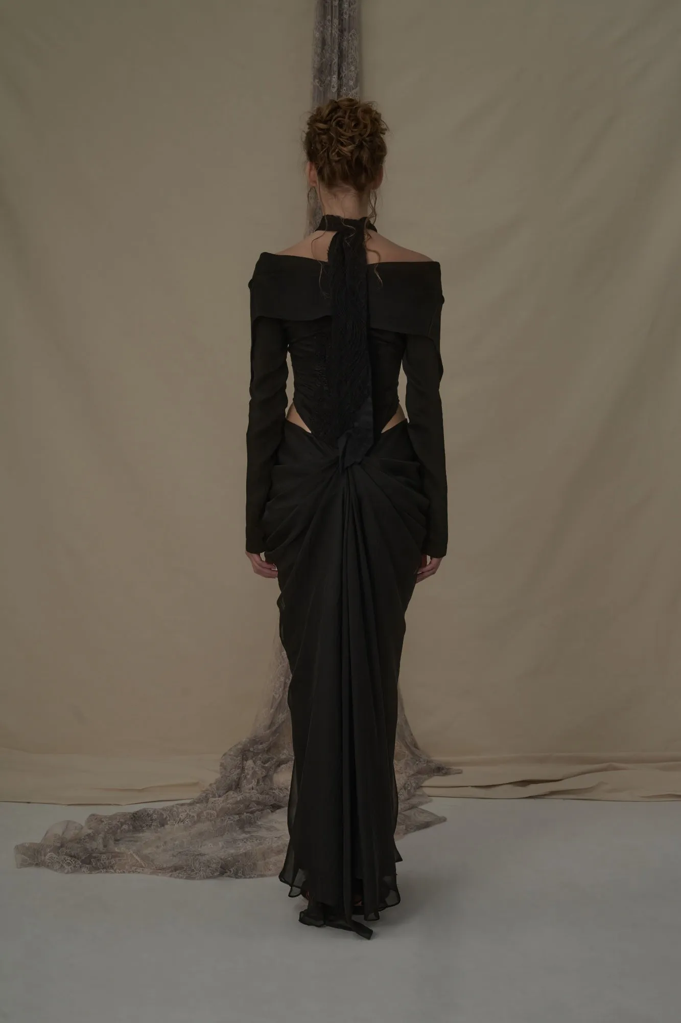 Black Lapel Waistless Pleated Hem Dress