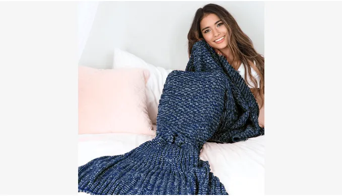 Cozy Cotton-Knit Mermaid Tail Blanket