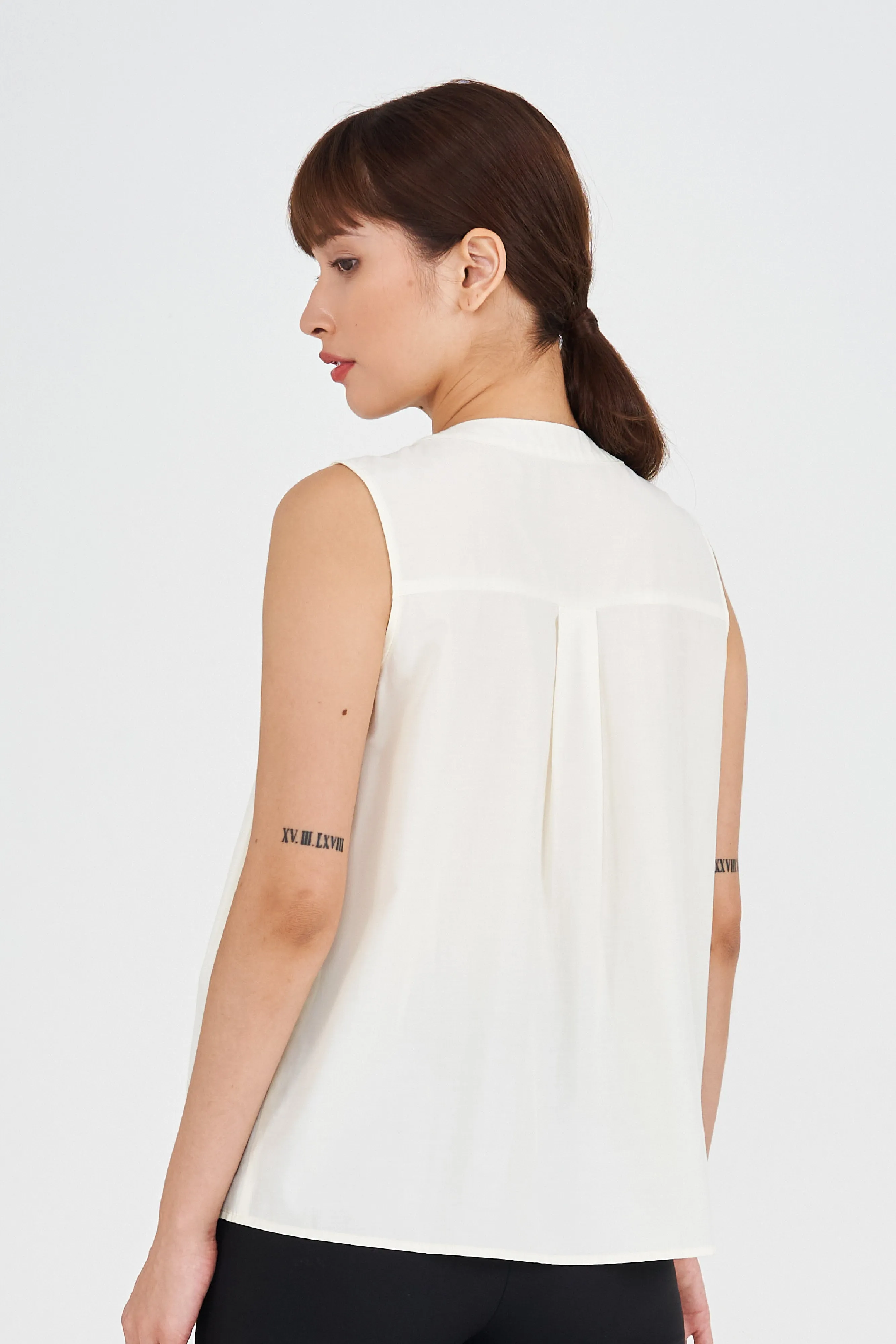 Fay Sleeveless Textured Tank