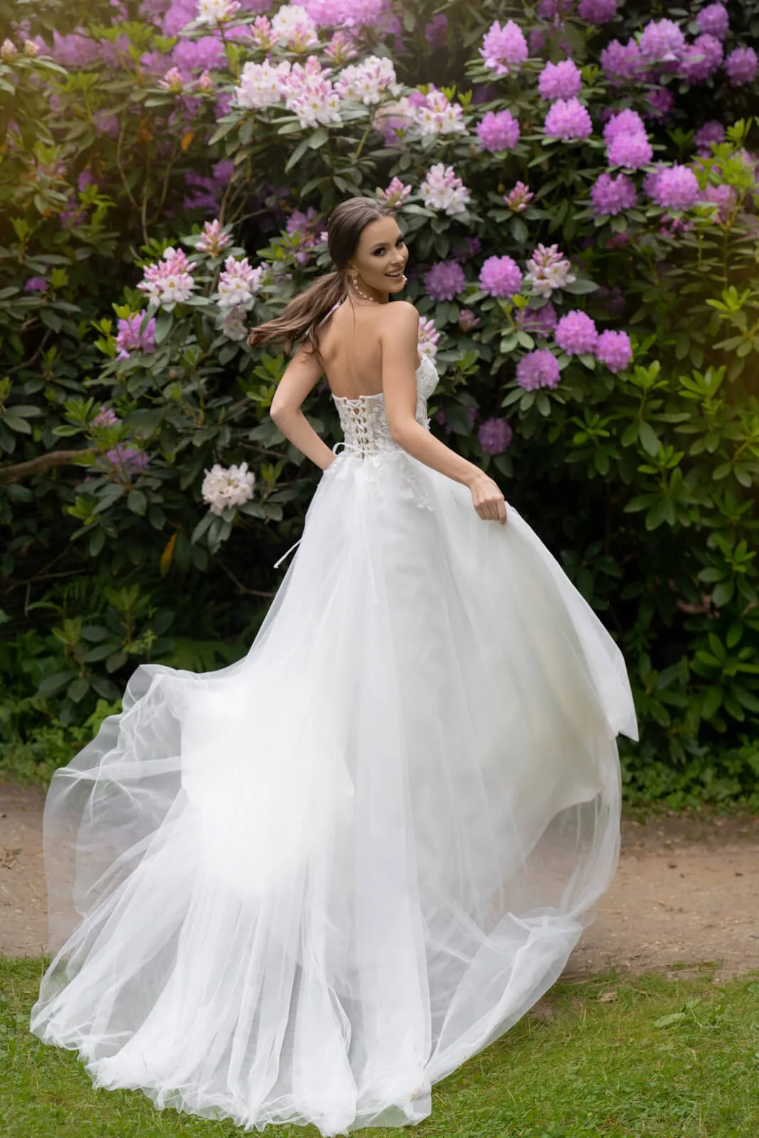 Wedding dress Lanka